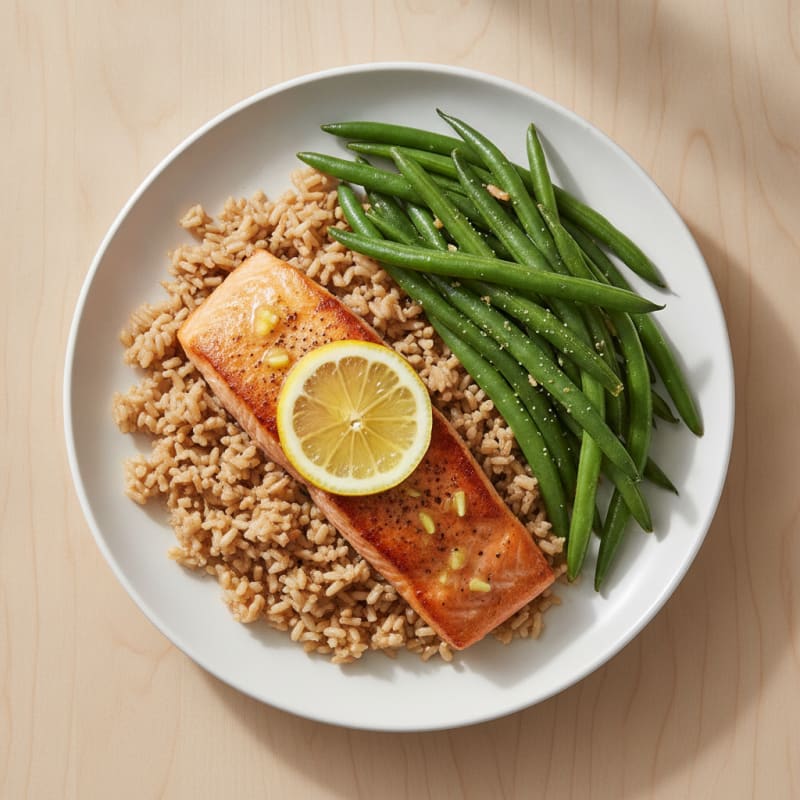 Seared Salmon Fillet with Steamed Green Beans and Brown Rice
