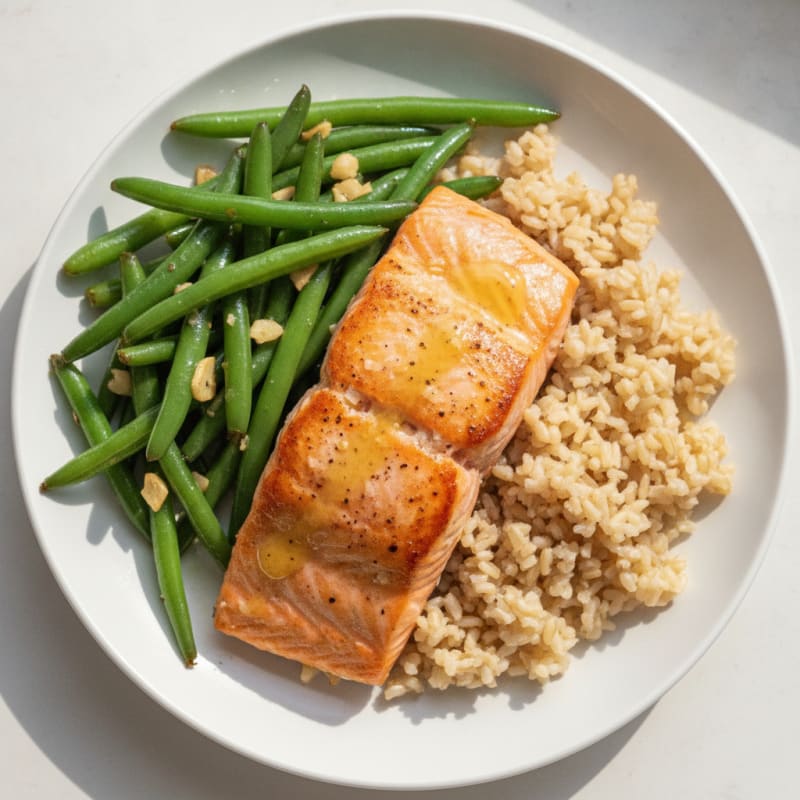 Seared Salmon Fillet with Garlic Green Beans and Brown Rice