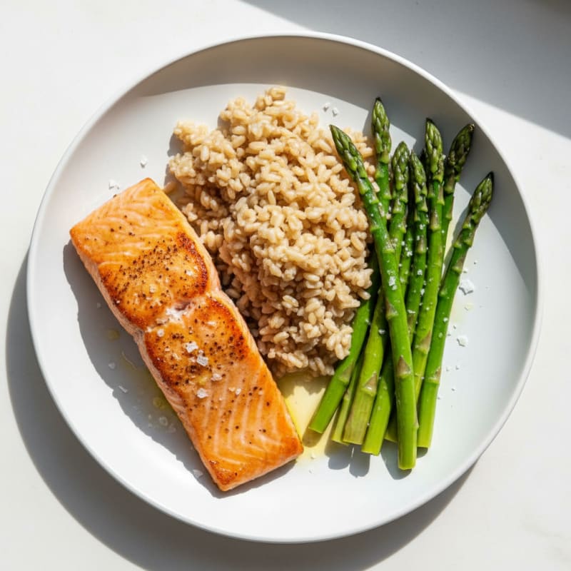 Seared Salmon with Steamed Asparagus and Brown Rice