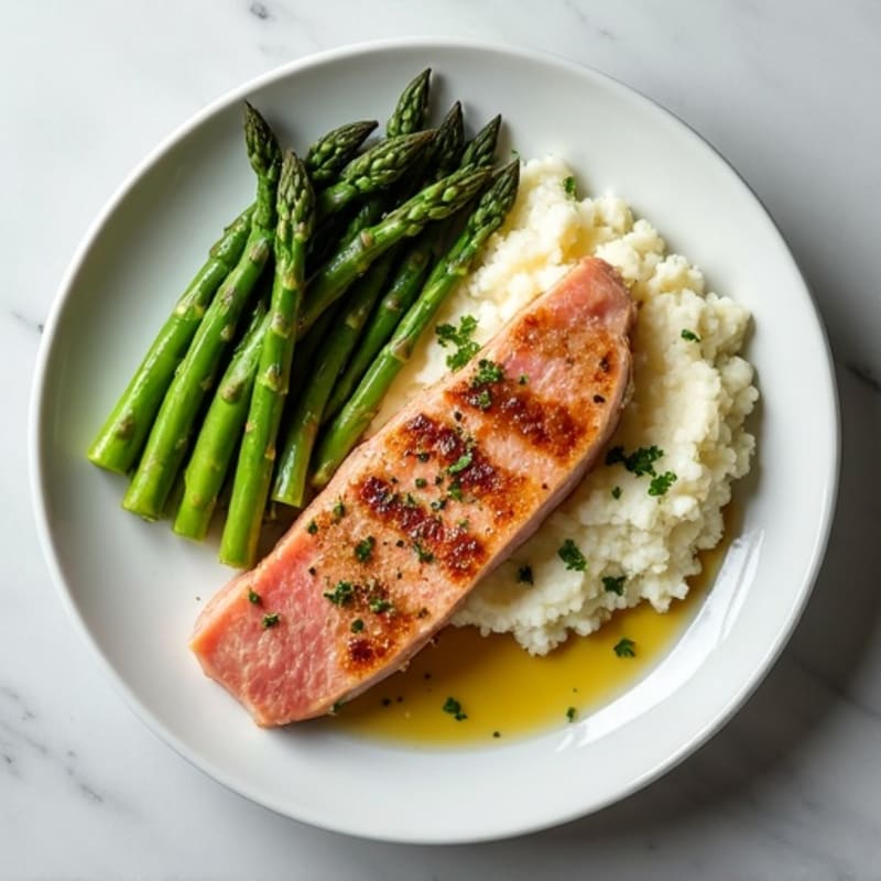 Seared Tuna Steak with Steamed Asparagus and Cauliflower Mash