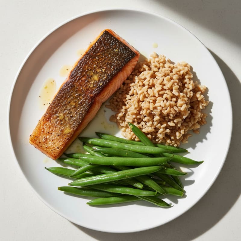 Seared Salmon Fillet with Steamed Green Beans and Brown Rice
