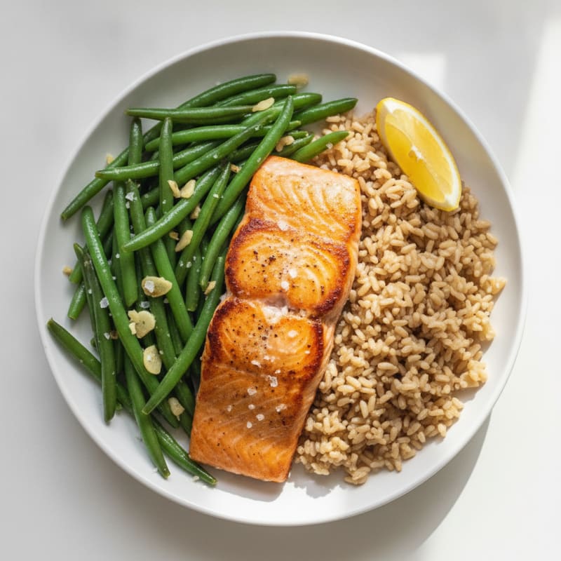 Seared Salmon Fillet with Garlic Green Beans and Brown Rice