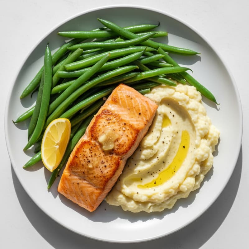Seared Salmon with Steamed Green Beans and Garlic Mashed Cauliflower