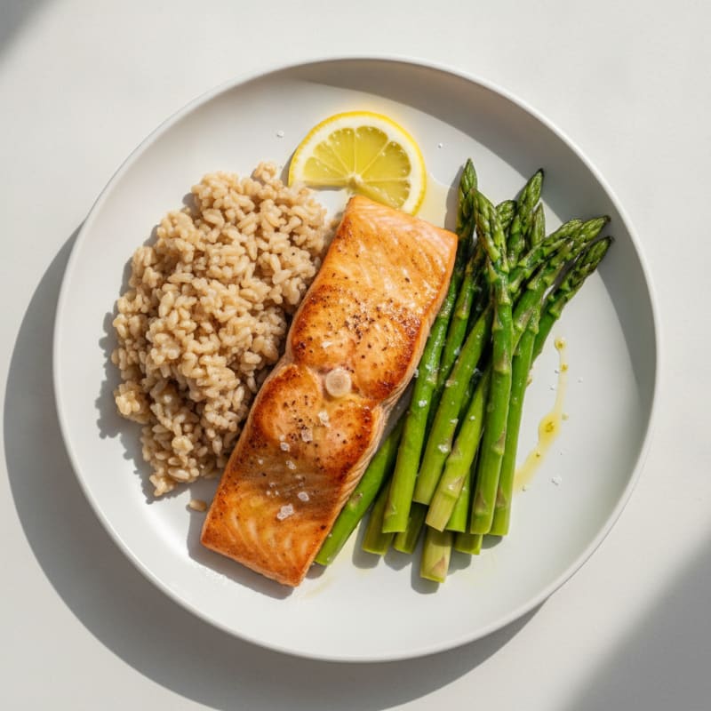 Seared Salmon with Steamed Asparagus and Brown Rice