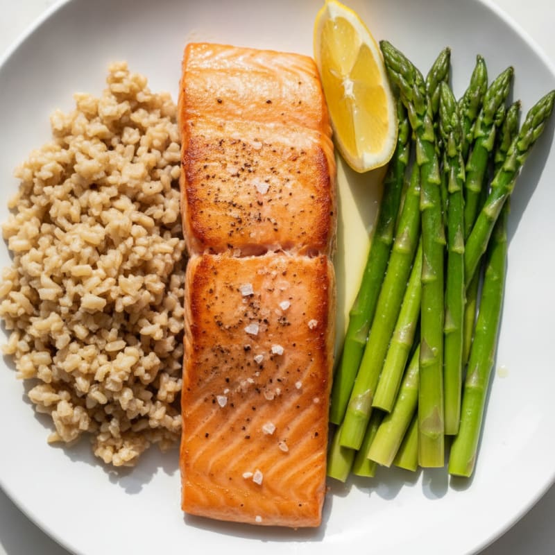 Seared Salmon with Steamed Asparagus and Brown Rice