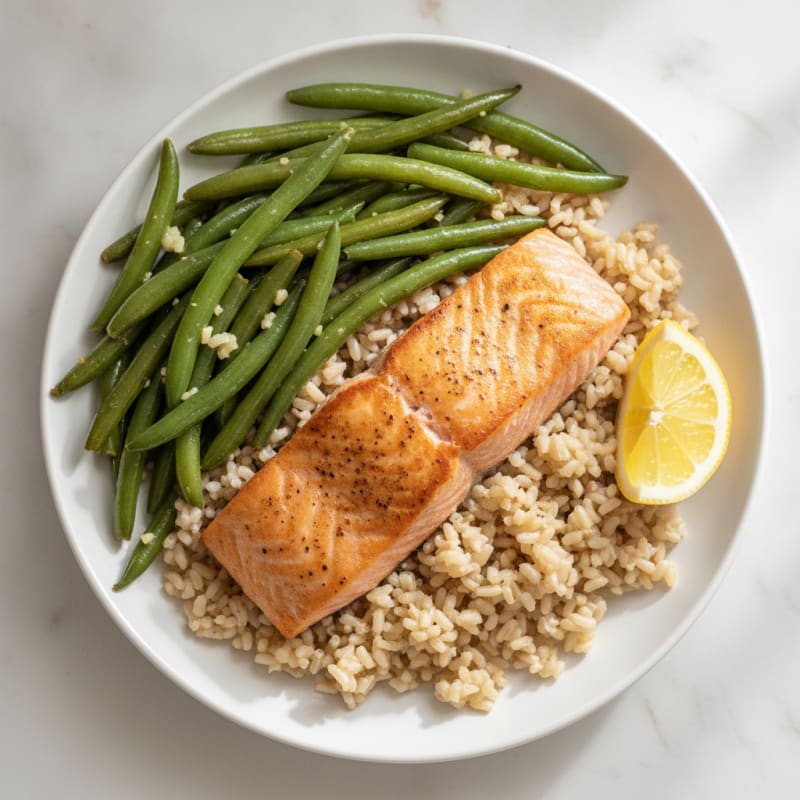 Seared Salmon with Garlic Green Beans and Brown Rice