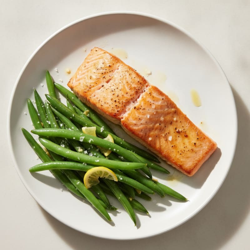 Seared Salmon with Lemon-Garlic Green Beans
