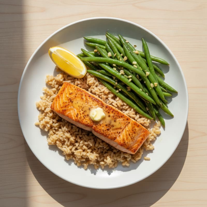 Seared Salmon Fillet with Garlic Green Beans and Brown Rice