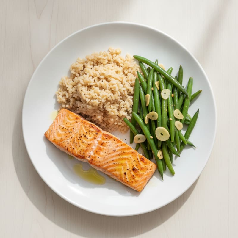 Seared Salmon Fillet with Garlic Green Beans and Brown Rice