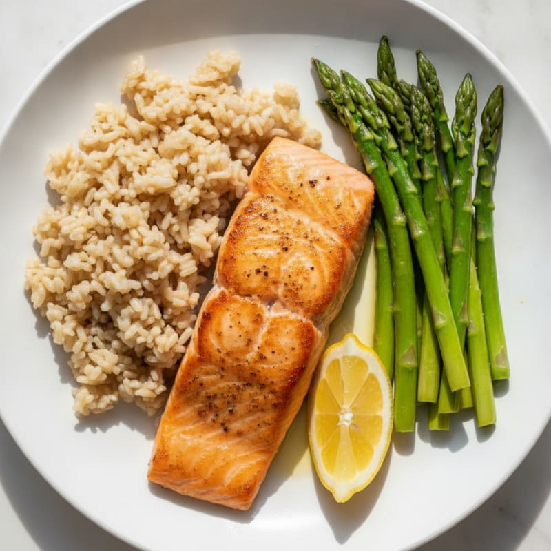 Seared Salmon Fillet with Steamed Asparagus and Brown Rice