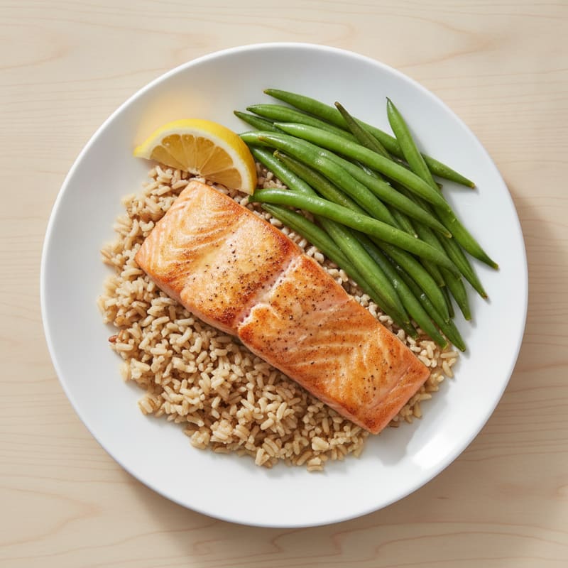 Seared Salmon with Steamed Green Beans and Brown Rice