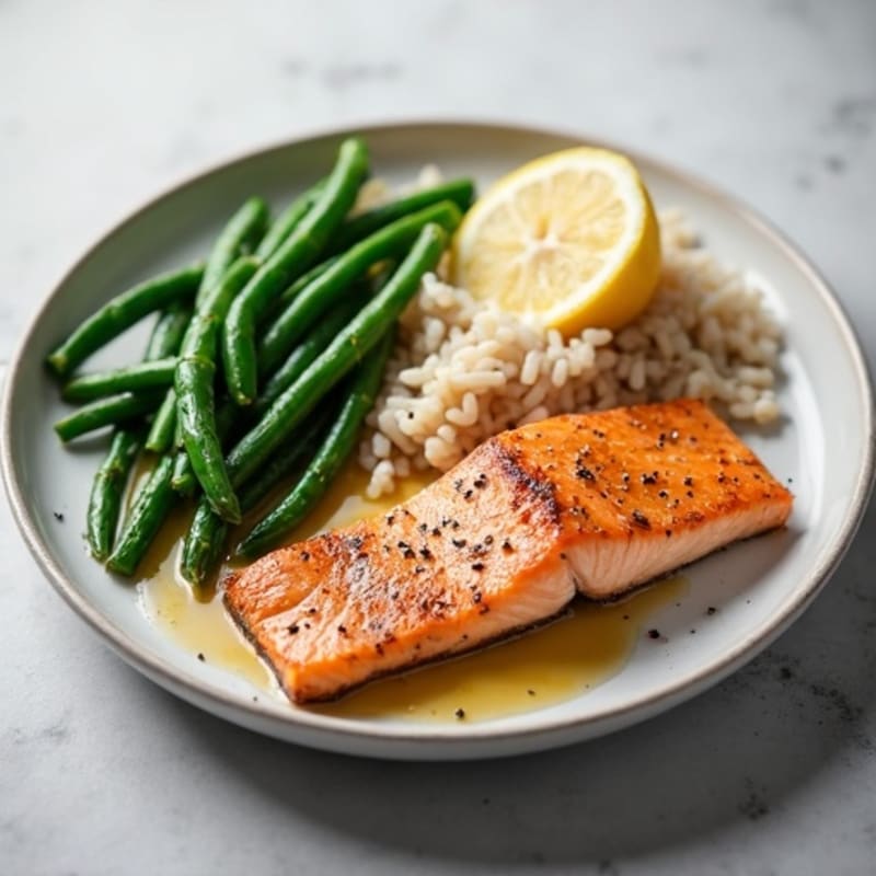 Seared Salmon with Steamed Green Beans and Brown Rice