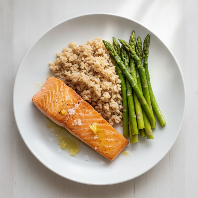Seared Salmon Fillet with Steamed Asparagus and Brown Rice