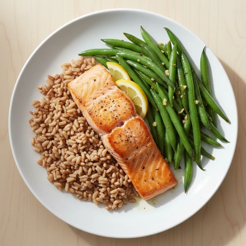 Seared Salmon Fillet with Garlic Green Beans and Brown Rice