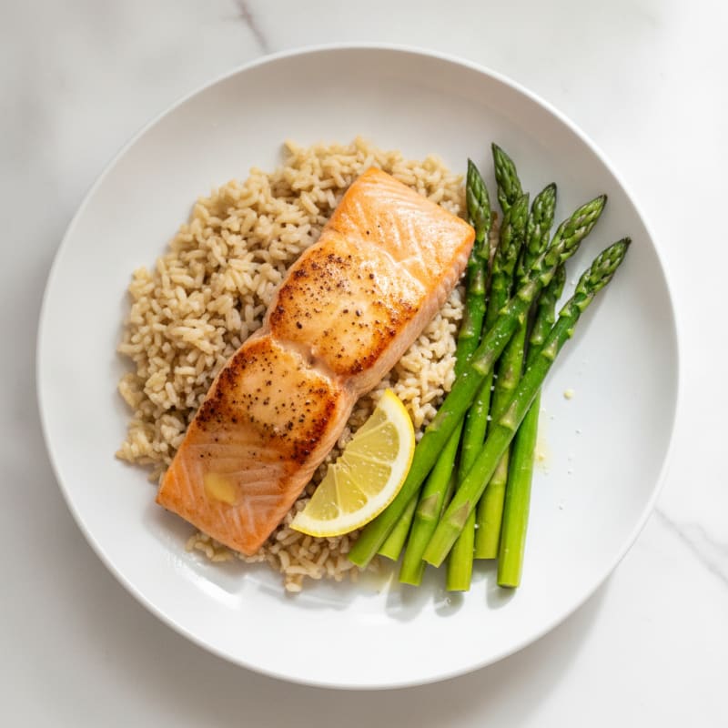Seared Salmon Fillet with Steamed Asparagus and Brown Rice