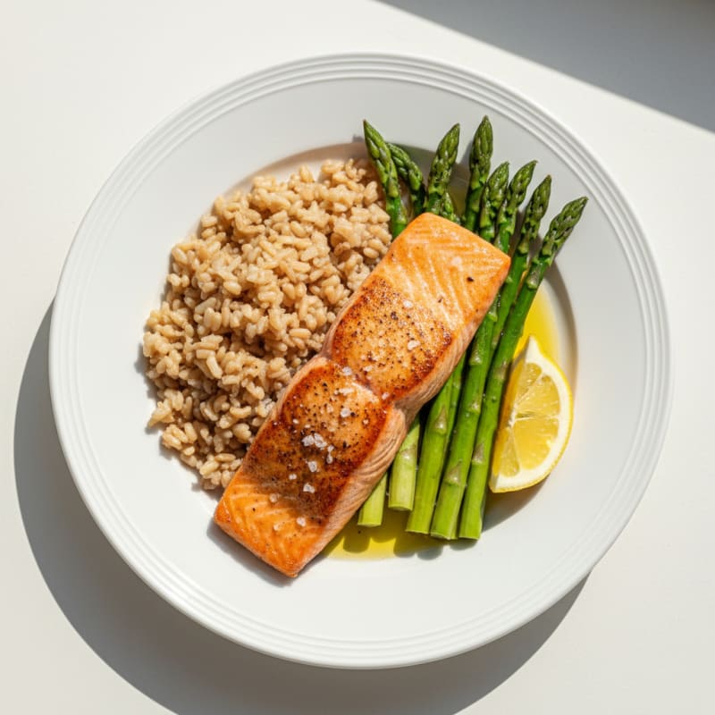 Seared Salmon Filet with Steamed Asparagus and Brown Rice