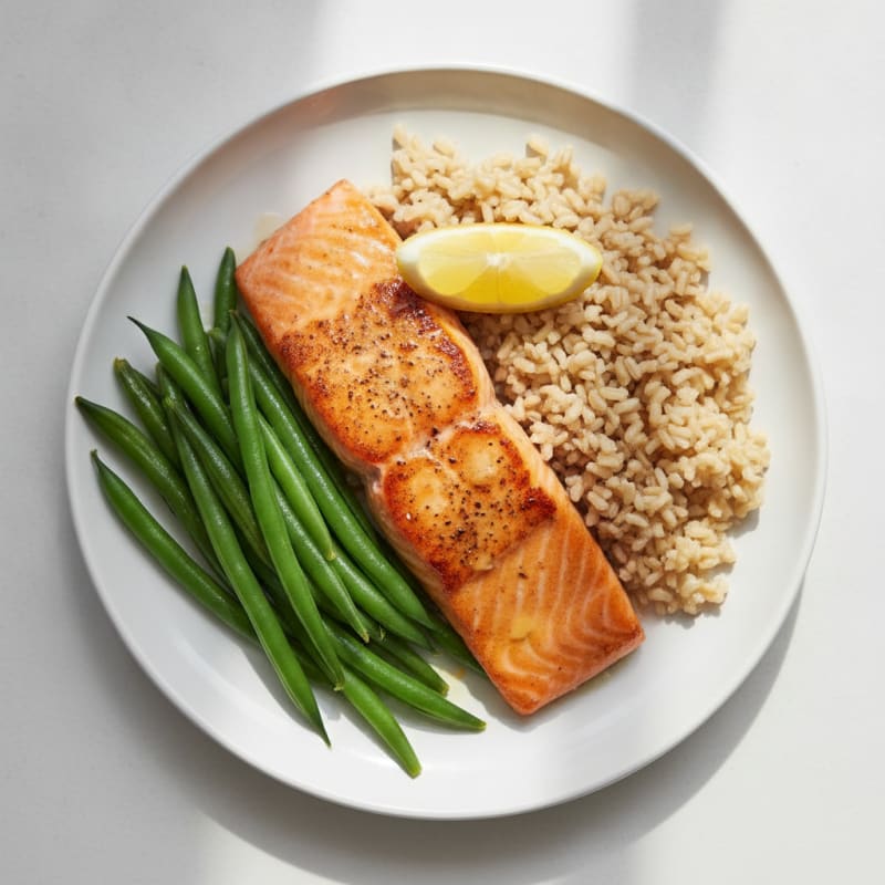 Seared Salmon with Steamed Green Beans and Brown Rice