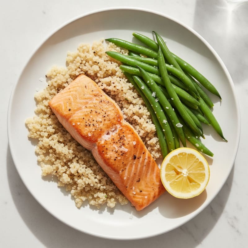 Seared Salmon with Steamed Green Beans and Quinoa