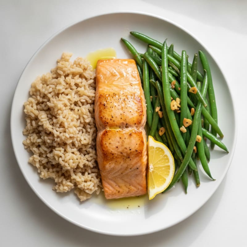 Seared Salmon Fillet with Garlic Green Beans and Brown Rice