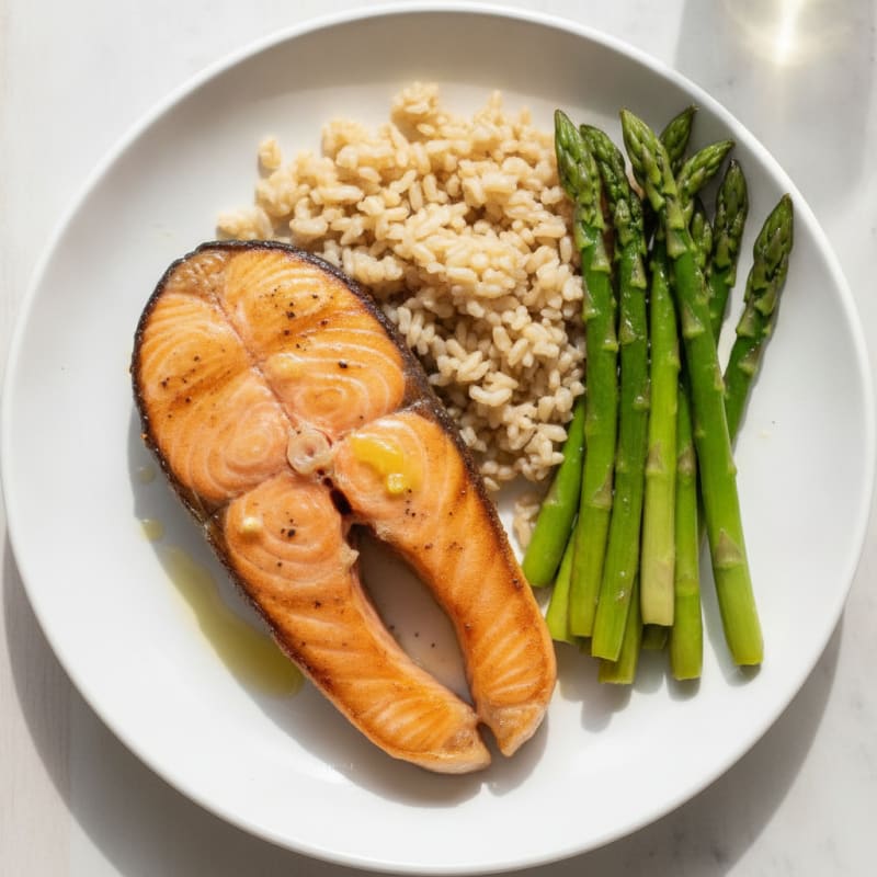 Seared Salmon Fillet with Steamed Asparagus and Brown Rice