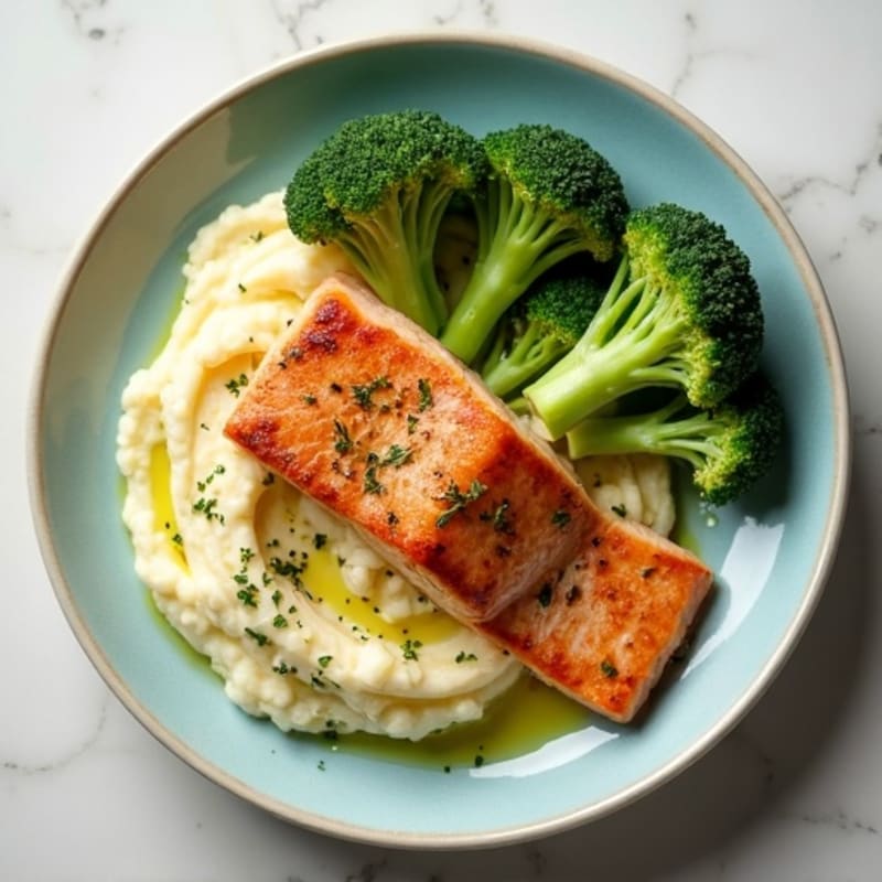 Seared Salmon with Steamed Broccoli and Garlic Cauliflower Mash