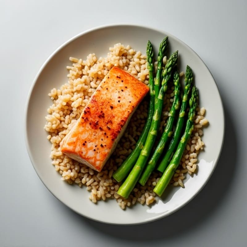 Seared Salmon Filet with Steamed Asparagus and Brown Rice