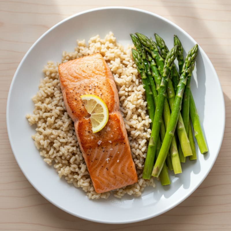 Seared Salmon Fillet with Steamed Asparagus and Brown Rice