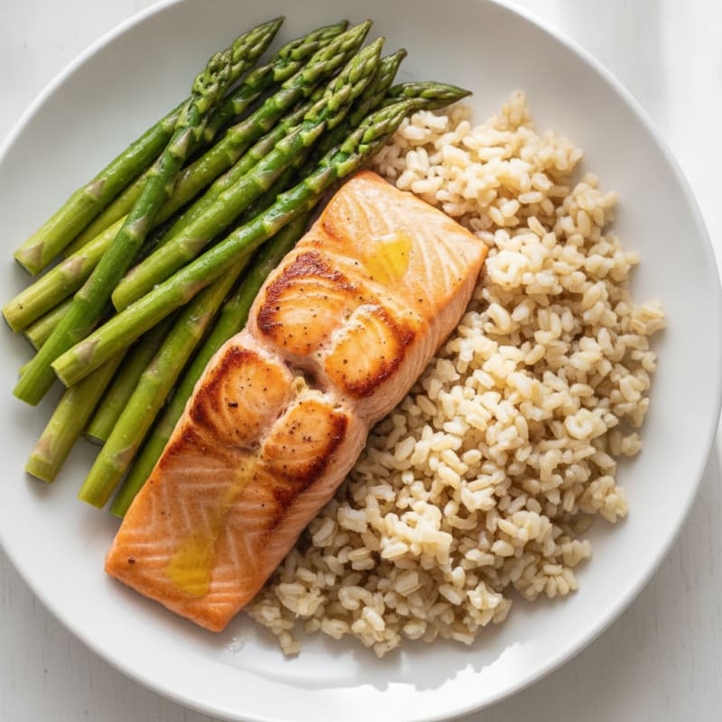 Seared Salmon Fillet with Steamed Asparagus and Brown Rice