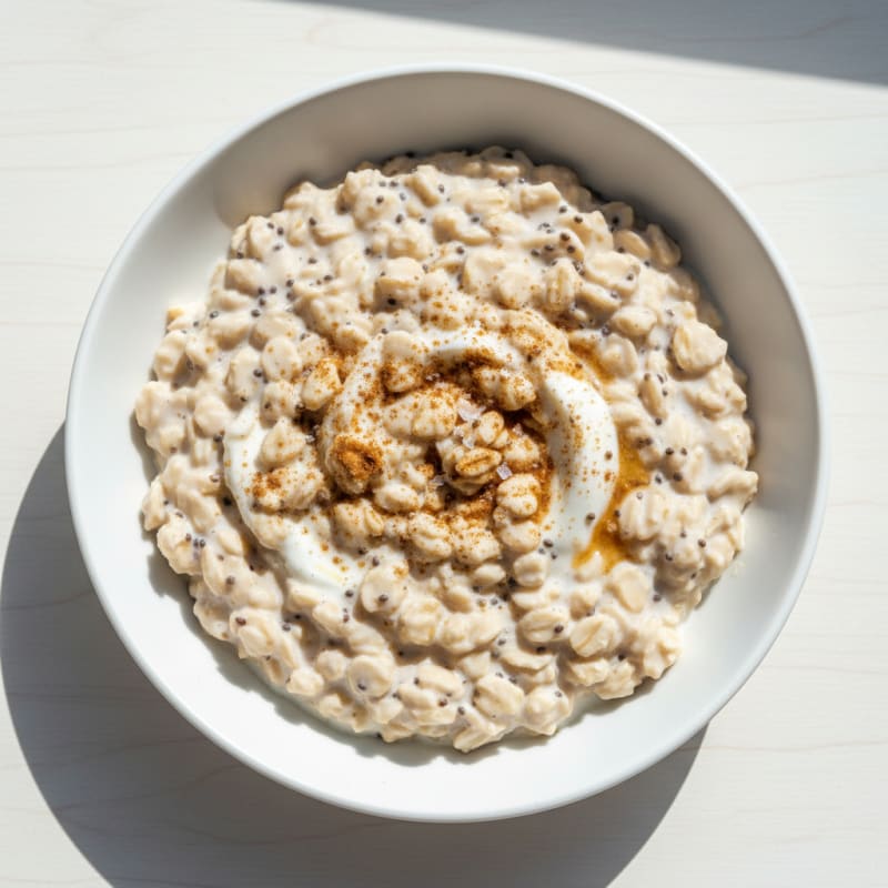 Creamy Vanilla Bean Overnight Oats