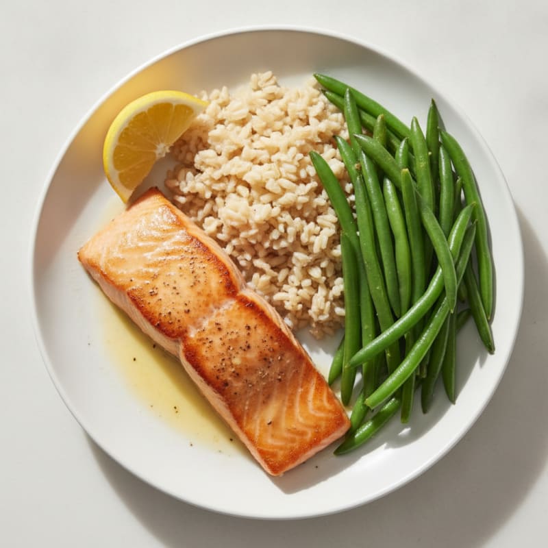 Seared Salmon with Steamed Green Beans and Brown Rice