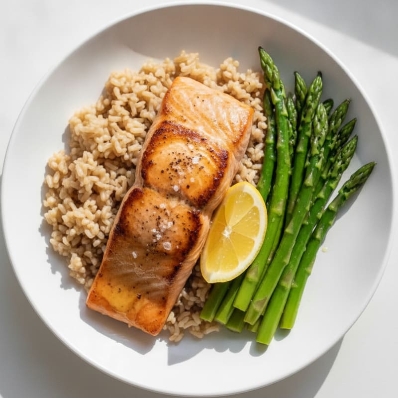 Seared Salmon Fillet with Steamed Asparagus and Brown Rice