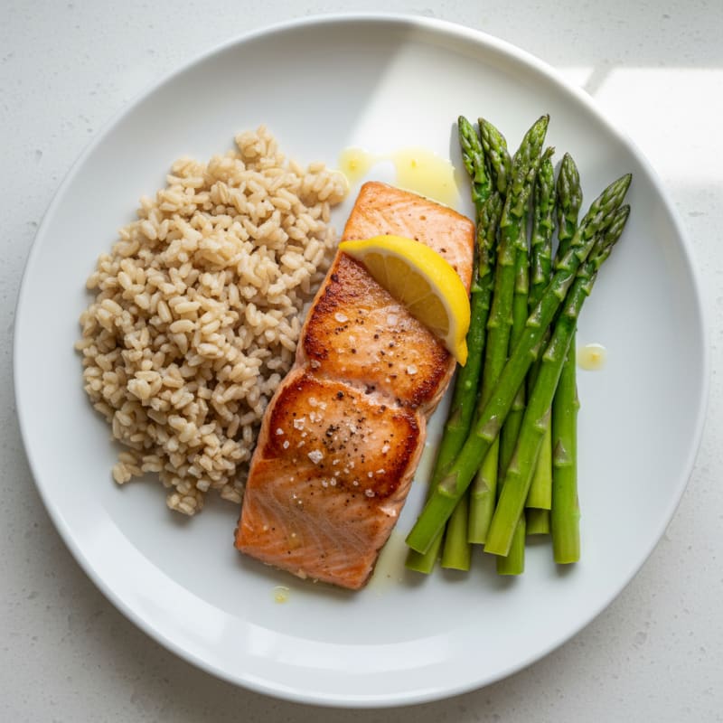 Seared Salmon Fillet with Steamed Asparagus and Brown Rice