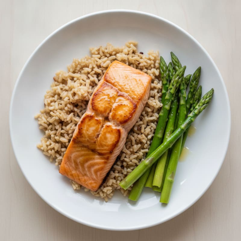 Seared Salmon Fillet with Steamed Asparagus and Brown Rice