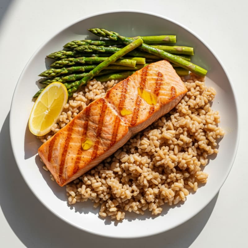 Seared Salmon with Steamed Asparagus and Brown Rice