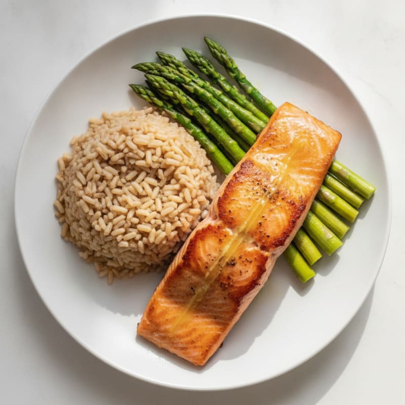 Seared Salmon Fillet with Steamed Asparagus and Brown Rice