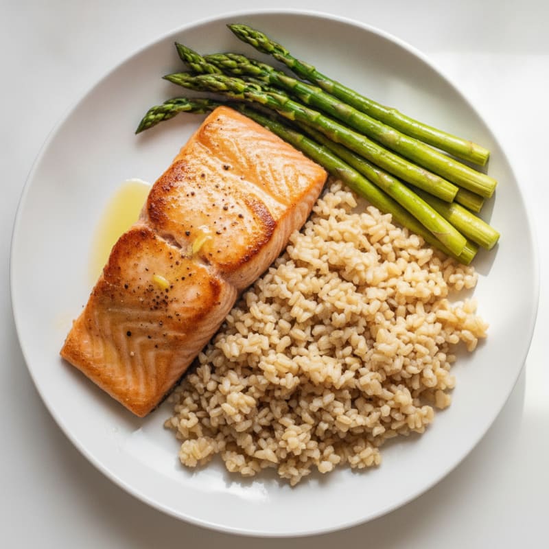 Seared Salmon Fillet with Steamed Asparagus and Brown Rice