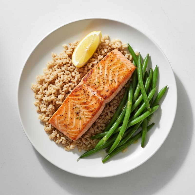Seared Salmon Fillet with Steamed Green Beans and Brown Rice
