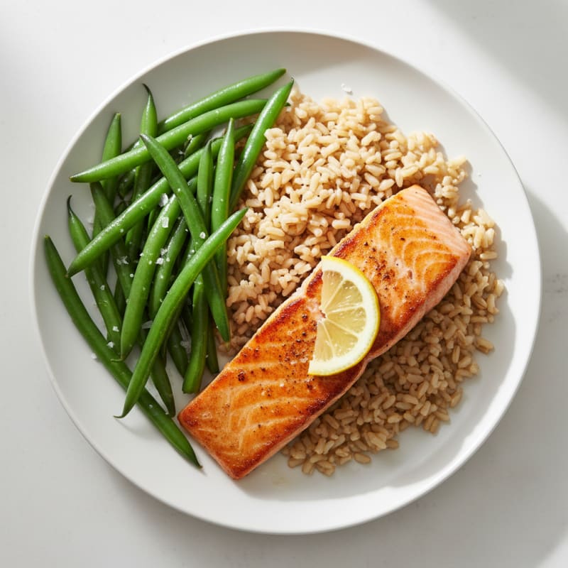 Seared Salmon Fillet with Steamed Green Beans and Brown Rice