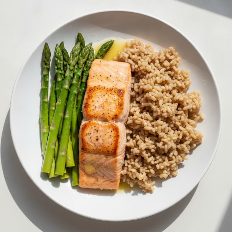 Seared Salmon with Steamed Asparagus and Brown Rice