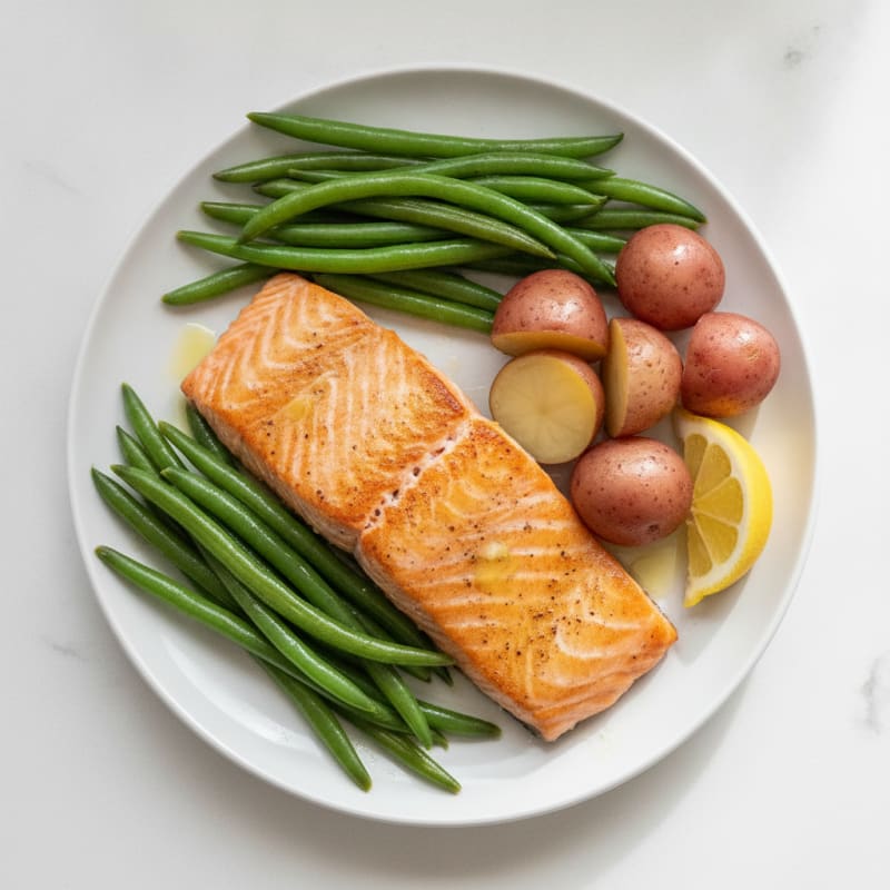 Seared Salmon Fillet with Steamed Green Beans and Red Potatoes