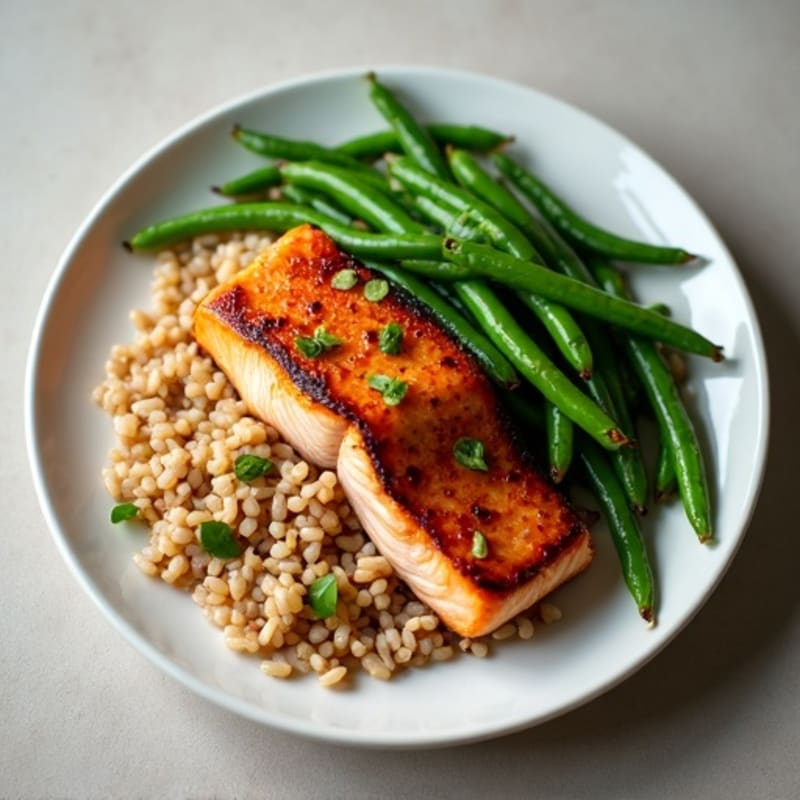 Seared Salmon with Steamed Green Beans and Brown Rice