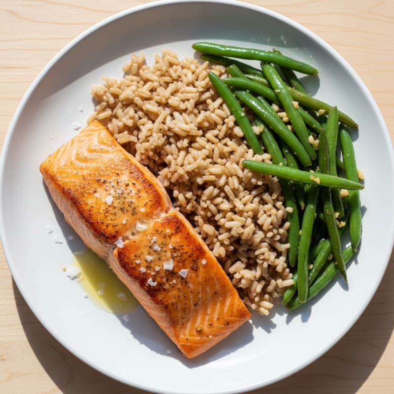Seared Salmon with Garlic Green Beans and Brown Rice