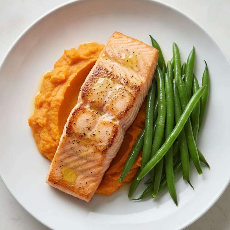 Seared Salmon Fillet with Steamed Green Beans and Sweet Potato Mash