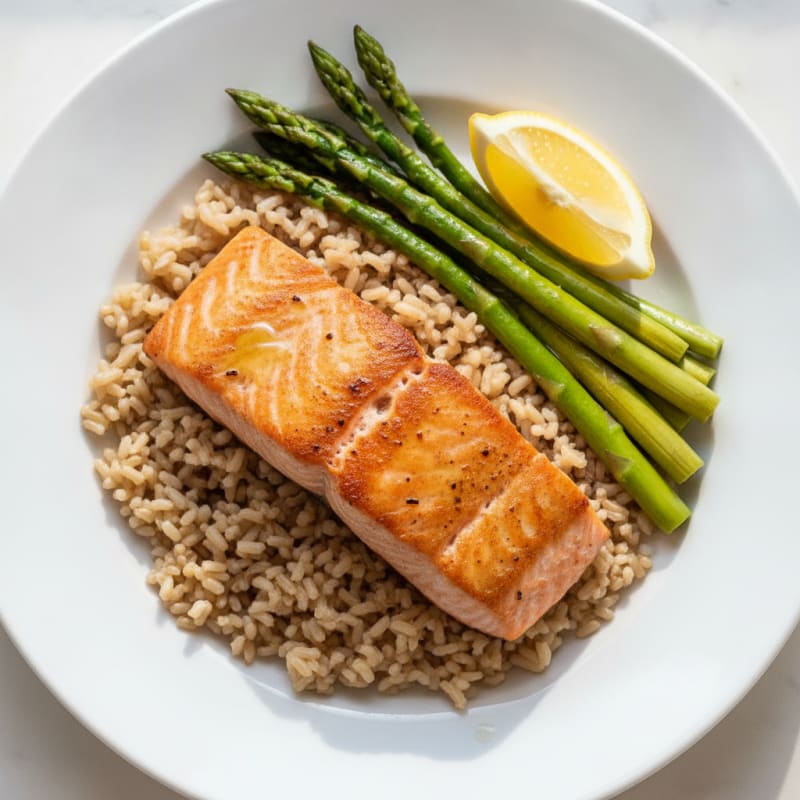 Seared Salmon Fillet with Steamed Asparagus and Brown Rice