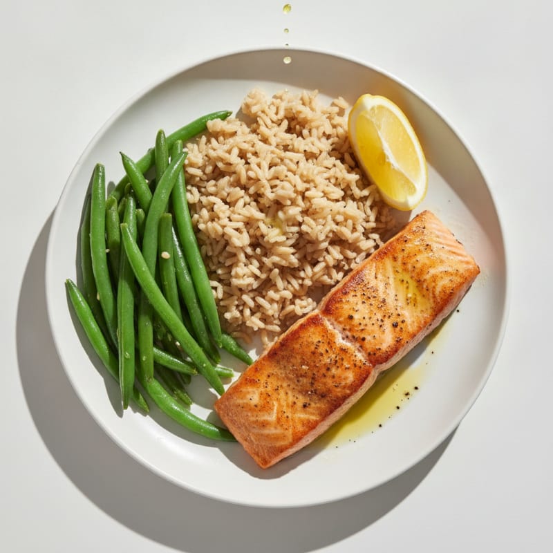 Seared Salmon with Steamed Green Beans and Brown Rice
