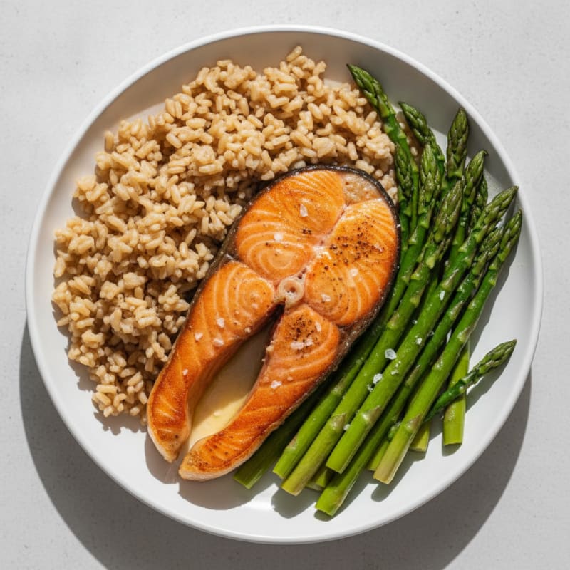 Seared Salmon with Steamed Asparagus and Brown Rice