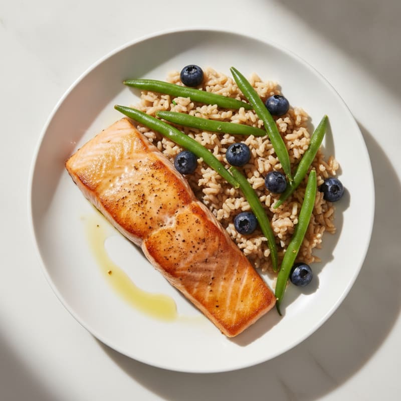 Seared Salmon with Steamed Green Beans and Herbed Brown Rice