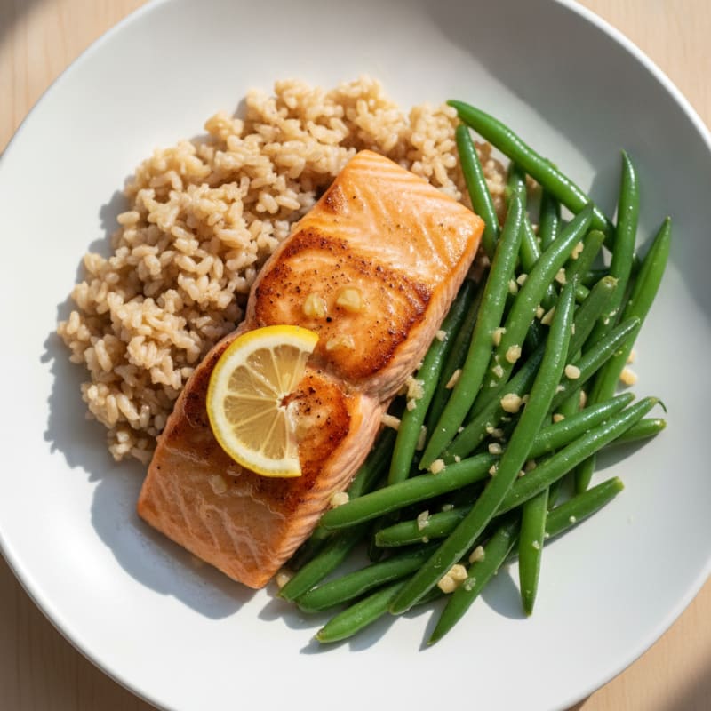 Seared Salmon Fillet with Garlic Green Beans and Brown Rice