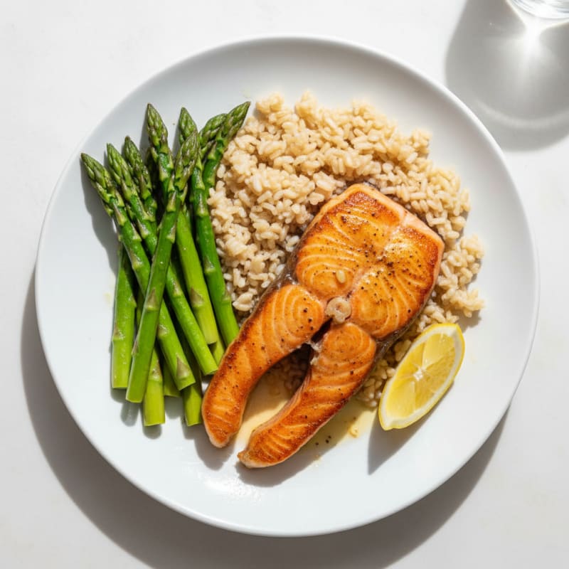 Seared Salmon Fillet with Steamed Asparagus and Brown Rice