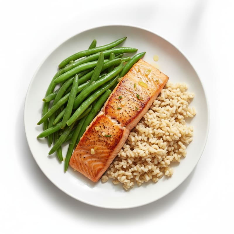 Seared Salmon with Steamed Green Beans and Brown Rice